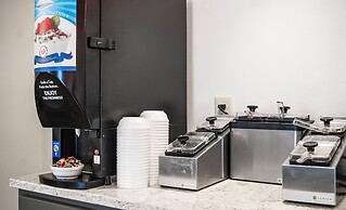 Ramada by Wyndham Sellersburg/Louisville North