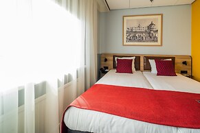 Two Brothers Noordwijk Beach