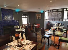 Court Classique Suite Hotel