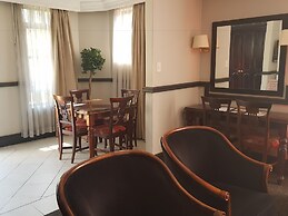 Court Classique Suite Hotel