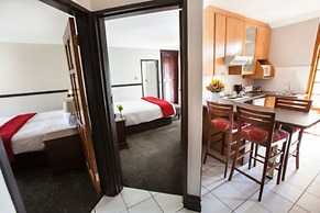 Court Classique Suite Hotel