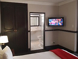 Court Classique Suite Hotel