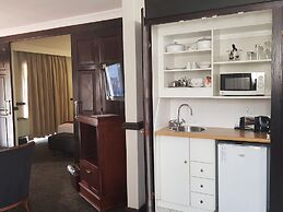 Court Classique Suite Hotel