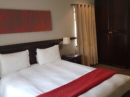 Court Classique Suite Hotel