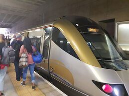 Court Classique Suite Hotel