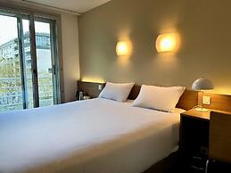 CAMPANILE PARIS 12 - Bercy Village