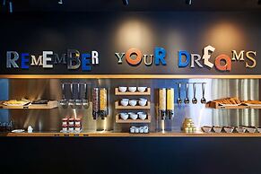 CAMPANILE PARIS 12 - Bercy Village