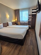 CAMPANILE PARIS 12 - Bercy Village