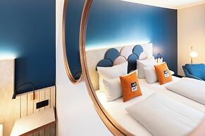Holiday Inn - the niu, Stream Monchengladbach by IHG