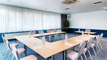 Holiday Inn - the niu, Stream Monchengladbach by IHG