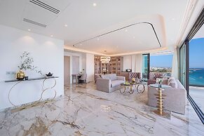 Adams Beach Hotel & Spa