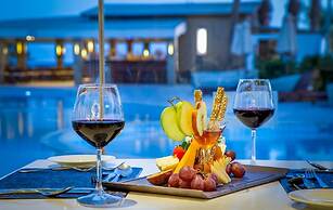 Adams Beach Hotel & Spa