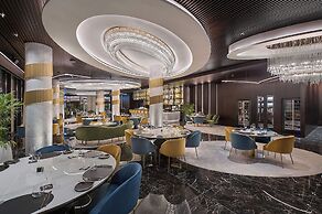 Adams Beach Hotel & Spa