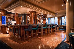 The Monarch Hotel