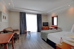 Courtyard Hotel Gqeberha