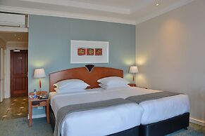 Courtyard Hotel Gqeberha