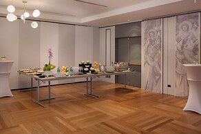 NH Roma Villa Carpegna