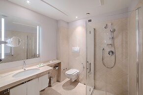 NH Roma Villa Carpegna