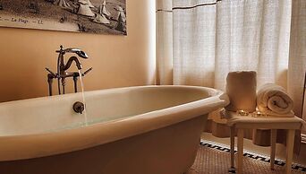 Ashland Springs Hotel