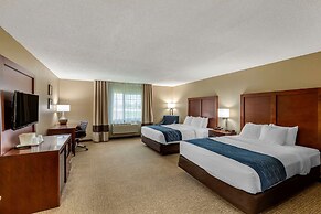 Comfort Inn & Suites Jackson - West Bend