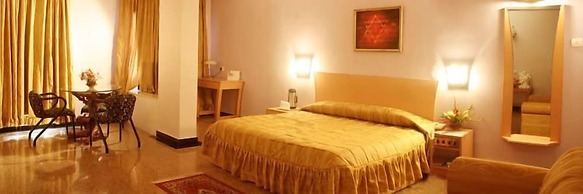 Hotel MB International-Palace Side