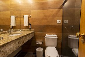 Hotel Cassino Tower Curitiba Aeroporto By Nacional Inn