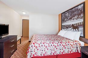 Super 8 by Wyndham Bowling Green South