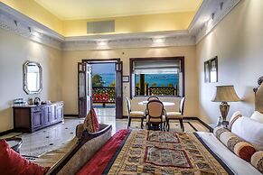 The Lalit Laxmi Vilas Palace