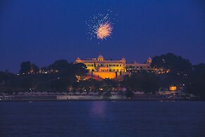 The Lalit Laxmi Vilas Palace