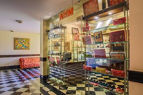 The Lalit Laxmi Vilas Palace