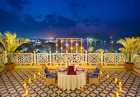 The Lalit Laxmi Vilas Palace