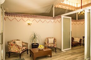 The Lalit Laxmi Vilas Palace