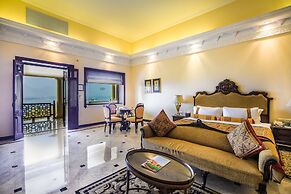 The Lalit Laxmi Vilas Palace