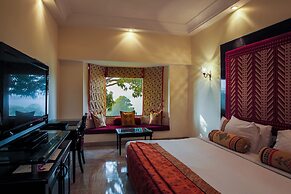 The Lalit Laxmi Vilas Palace