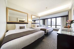 Regal Oriental Hotel