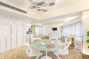 Regal Oriental Hotel