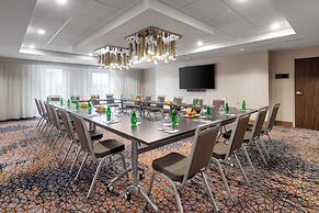 Crowne Plaza Toronto Airport by IHG