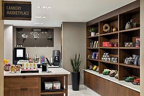 Crowne Plaza Toronto Airport by IHG