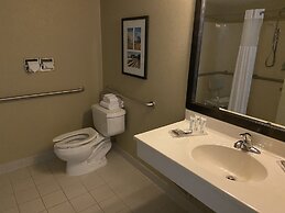 Country Inn & Suites by Radisson, Dundee, MI