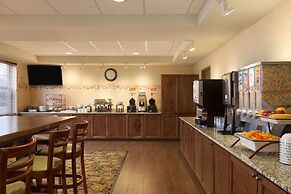 Country Inn & Suites by Radisson, Dundee, MI