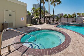 Comfort Suites Beachside