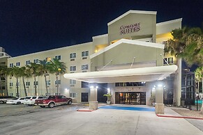 Comfort Suites Beachside