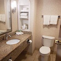 Holiday Inn Express Grove City by IHG