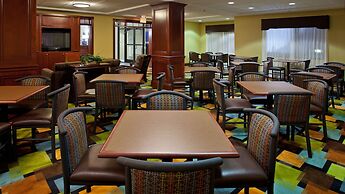 Holiday Inn Express Grove City by IHG