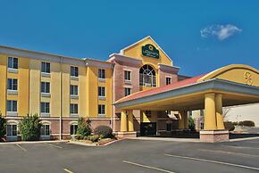 La Quinta Inn & Suites by Wyndham Hot Springs