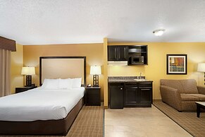 La Quinta Inn & Suites by Wyndham Hot Springs