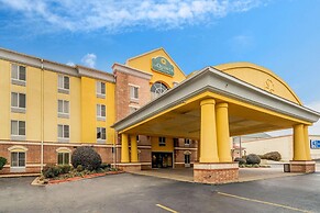 La Quinta Inn & Suites by Wyndham Hot Springs
