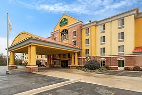 La Quinta Inn & Suites by Wyndham Hot Springs