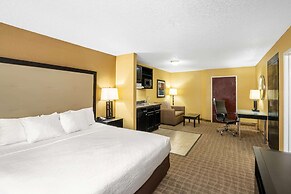 La Quinta Inn & Suites by Wyndham Hot Springs