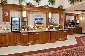 Holiday Inn Express & Suites Marion by IHG